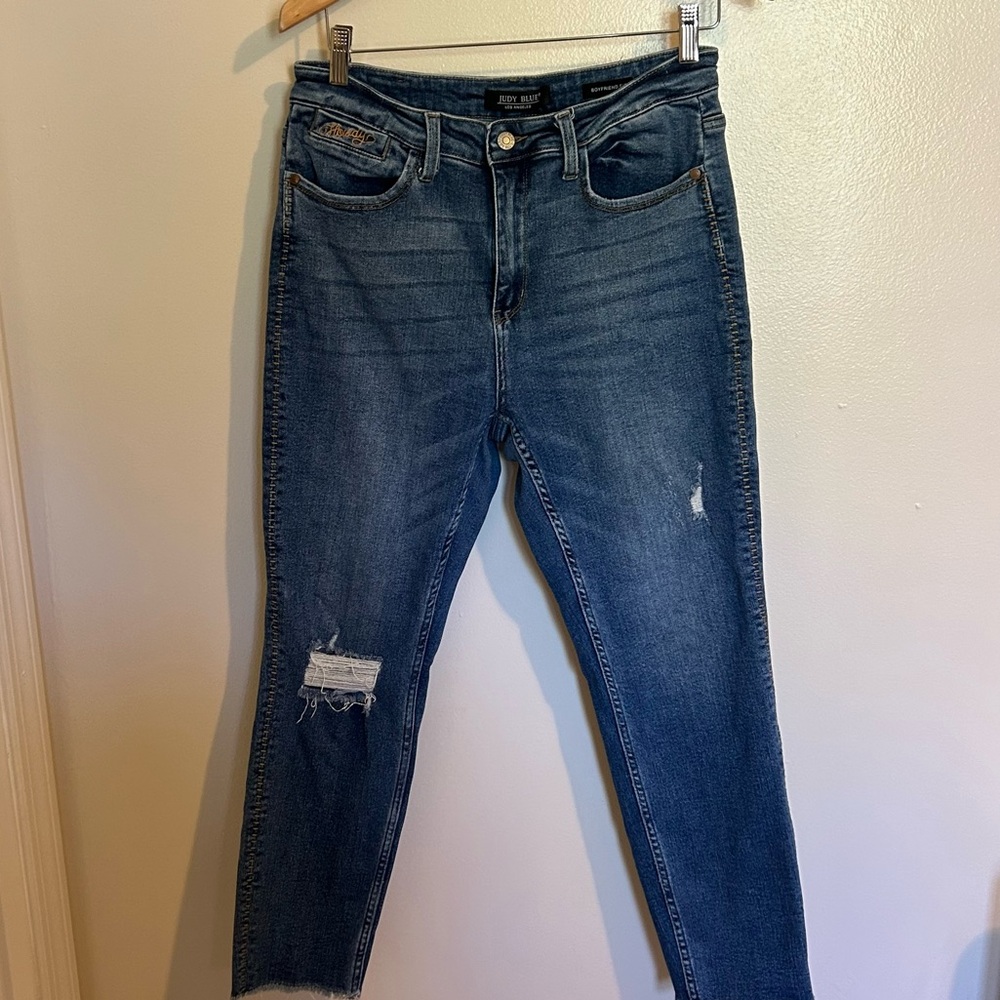Judy Blue Howdy Embroidered Distressed High Rise Boyfriend Jeans Size 11/30 - Picture 5 of 11
